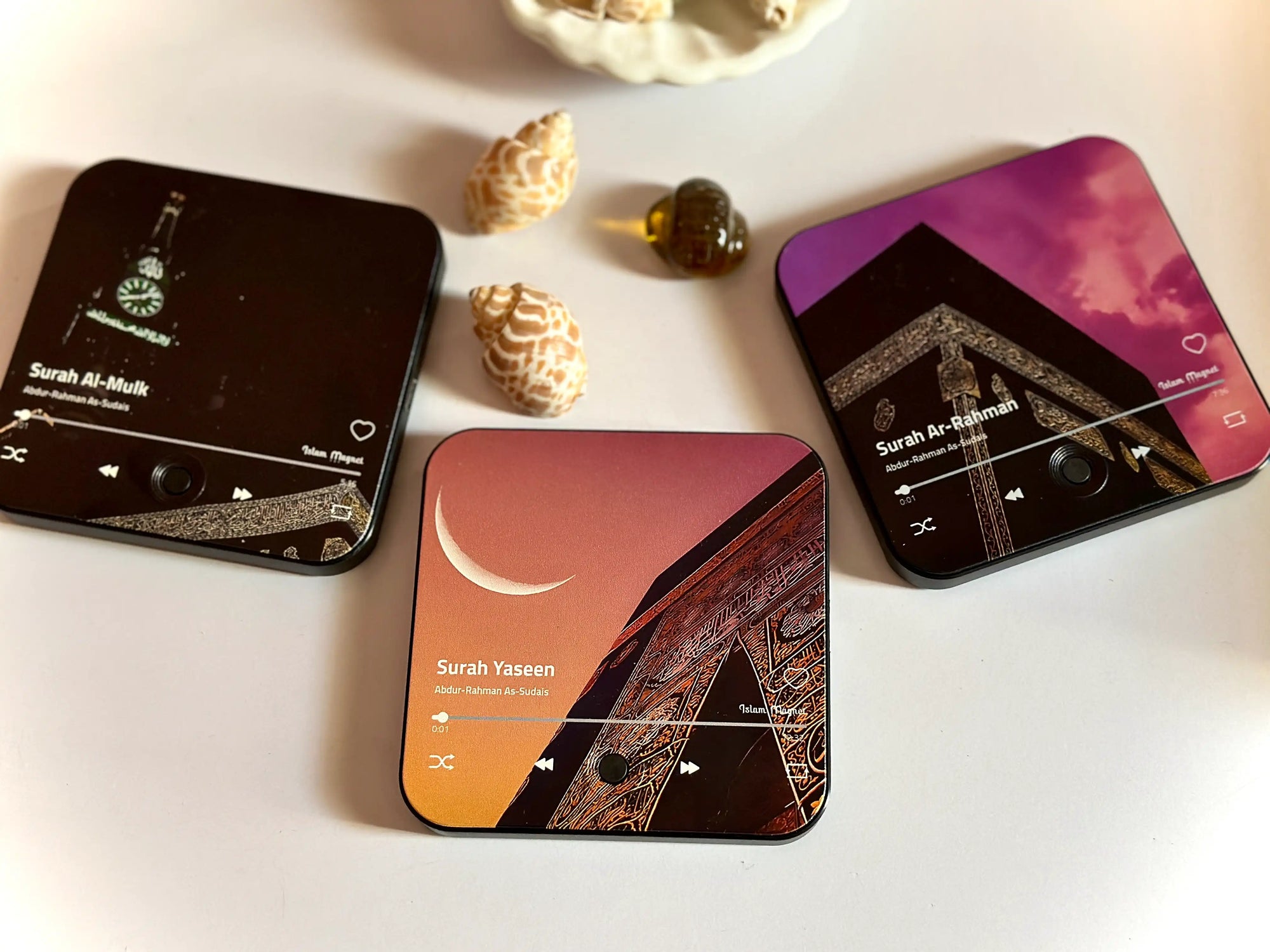 Magnetic Audio Learning Device – Refrigerator-Mountable Audio Player with Touch Controls